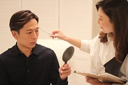SALON DE AYAMEN 六本木店｜ワックスを用いた眉毛スタイリングを扱うメンズサロン